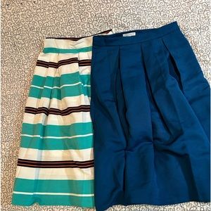 2 New York & company pleated skirt size 0,